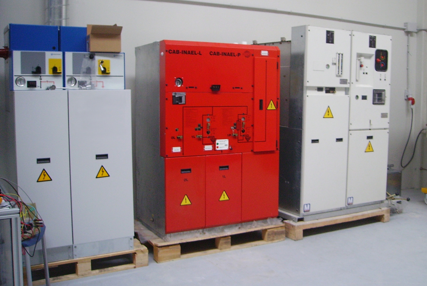 Formación en entorno eléctrico francés para trabajadores no eléctricos